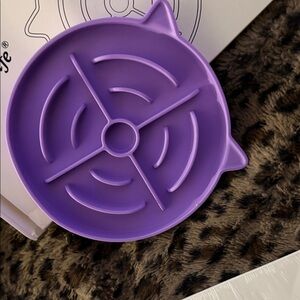 Purple Cat-Shaped Silicone Mat